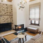 Elia House Nyaraló *