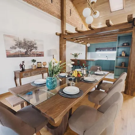 Elia House * Кавала