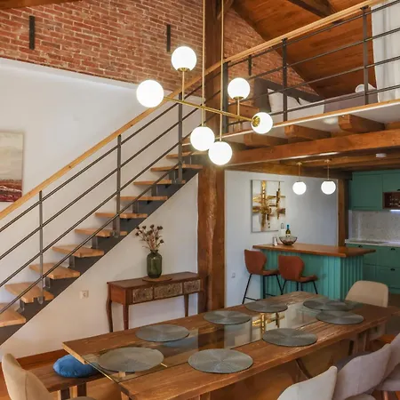 Elia House *