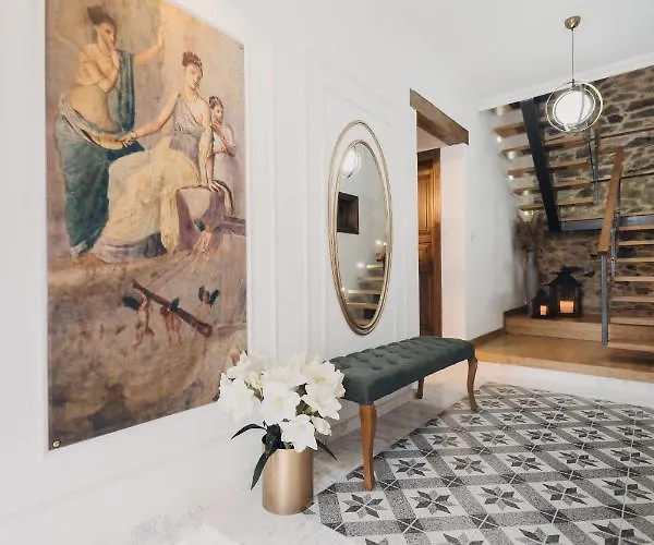 Elia House Holiday home