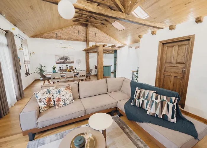 بيت للعطل Elia House كافالا